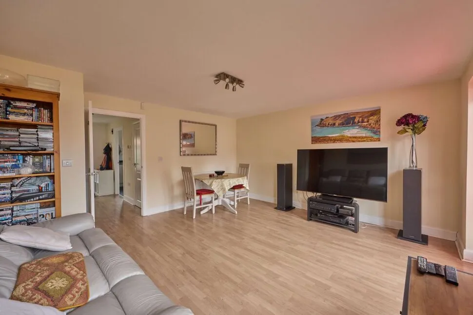 Manor House Court, Chesterfield, Derbyshire, S41, photo 5