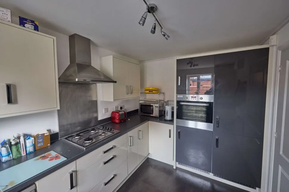 Manor House Court, Chesterfield, Derbyshire, S41, photo 10