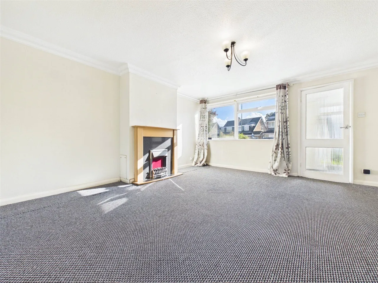 Rectory Grove, Hampton, TW12, photo 2