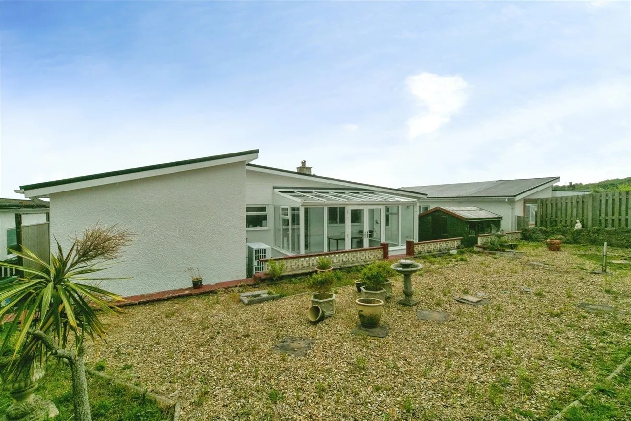 Bay View Road, Benllech, LL74, photo 18