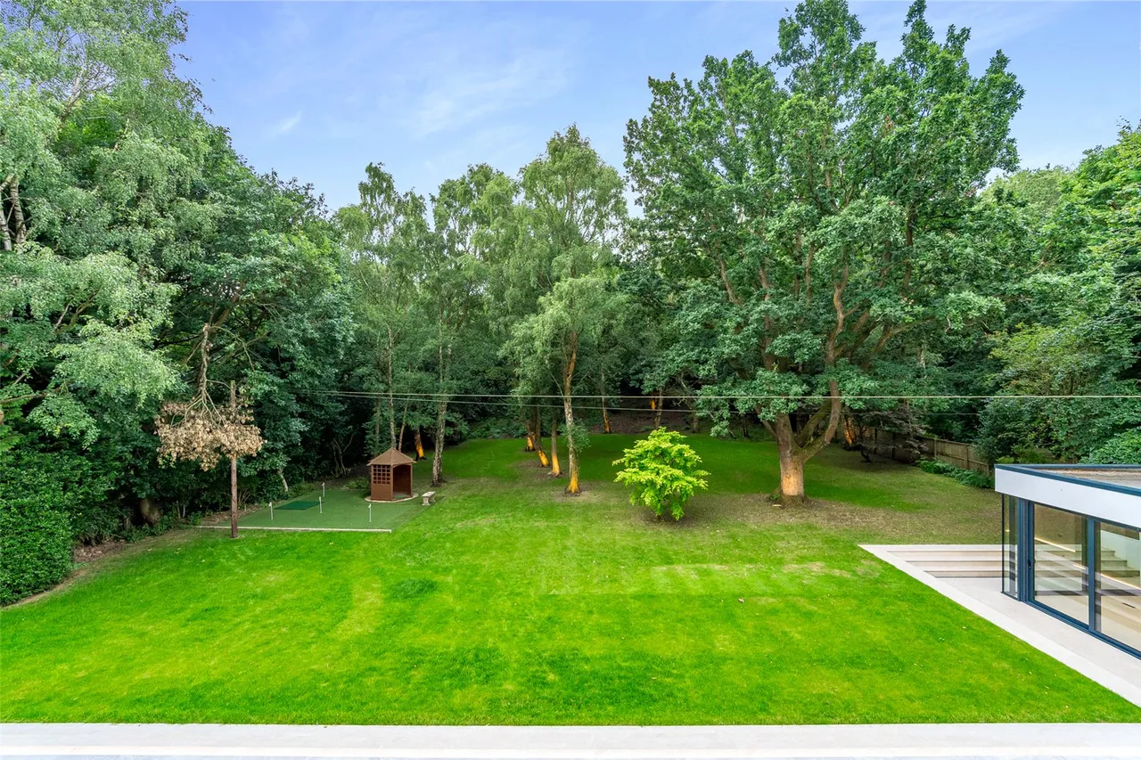Clara Drive, Calverley, photo 27