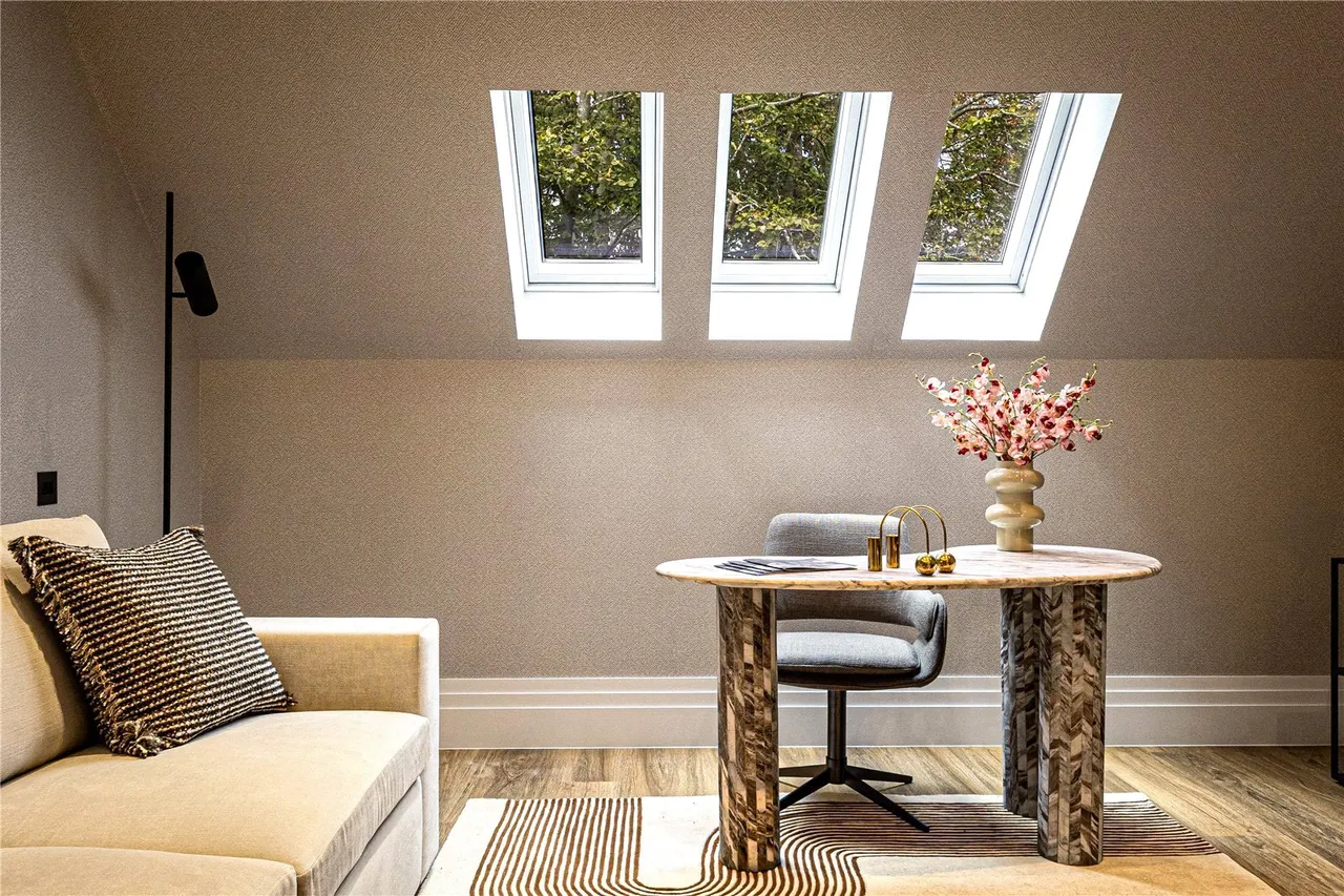 Apartment 8 Wildacre, Northwood, Hertfordshire, HA6 3EY, photo 8