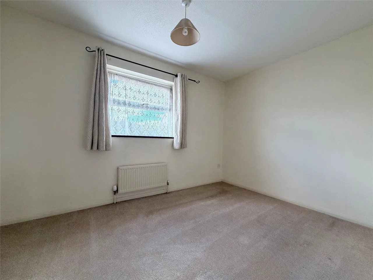 Mallard Way, STOWMARKET, Suffolk, IP14, photo 9