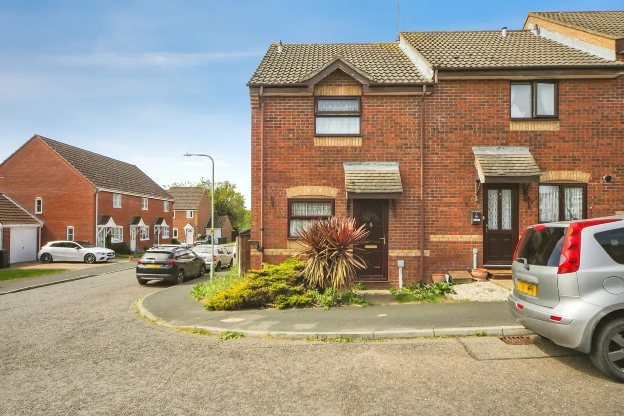 Mallard Way, STOWMARKET, Suffolk, IP14, photo 16