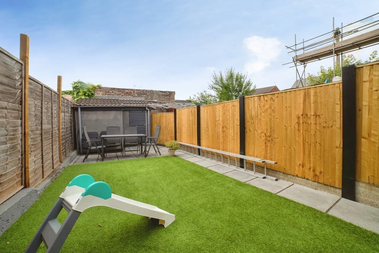 Huthwaite Road, Sutton-in-Ashfield, NG17, photo 19