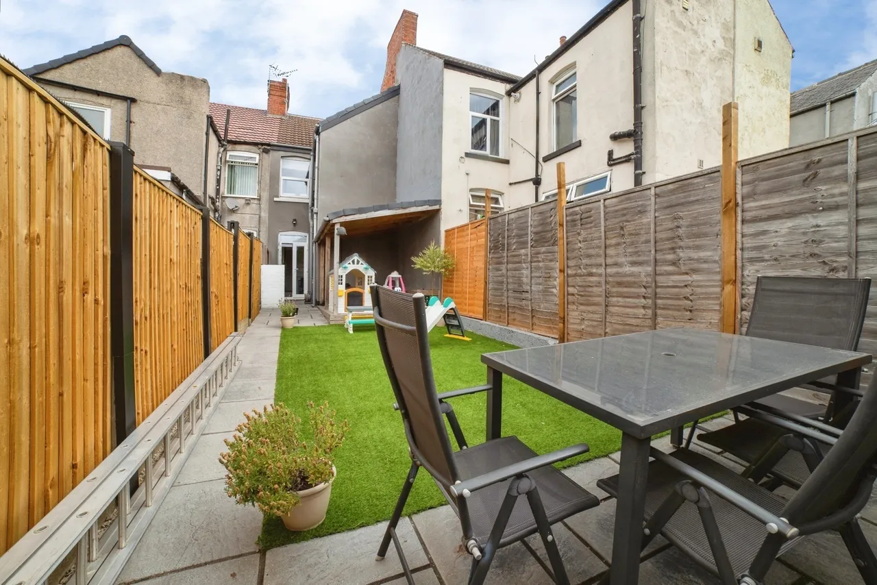 Huthwaite Road, Sutton-in-Ashfield, NG17, photo 3