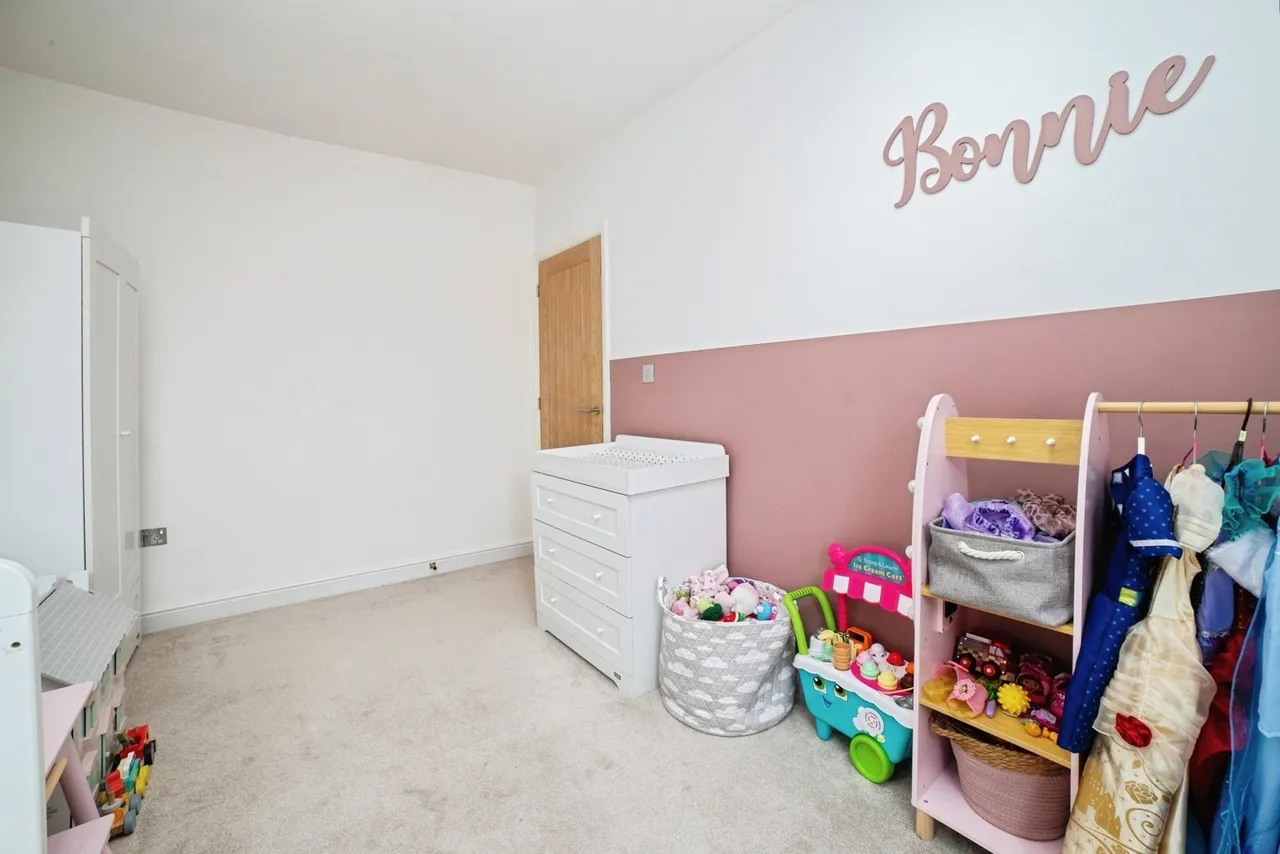 Huthwaite Road, Sutton-in-Ashfield, NG17, photo 15