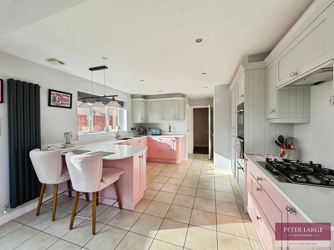 Ffordd Aberkinsey, Rhyl, Denbighshire, LL18 4FB, photo 6