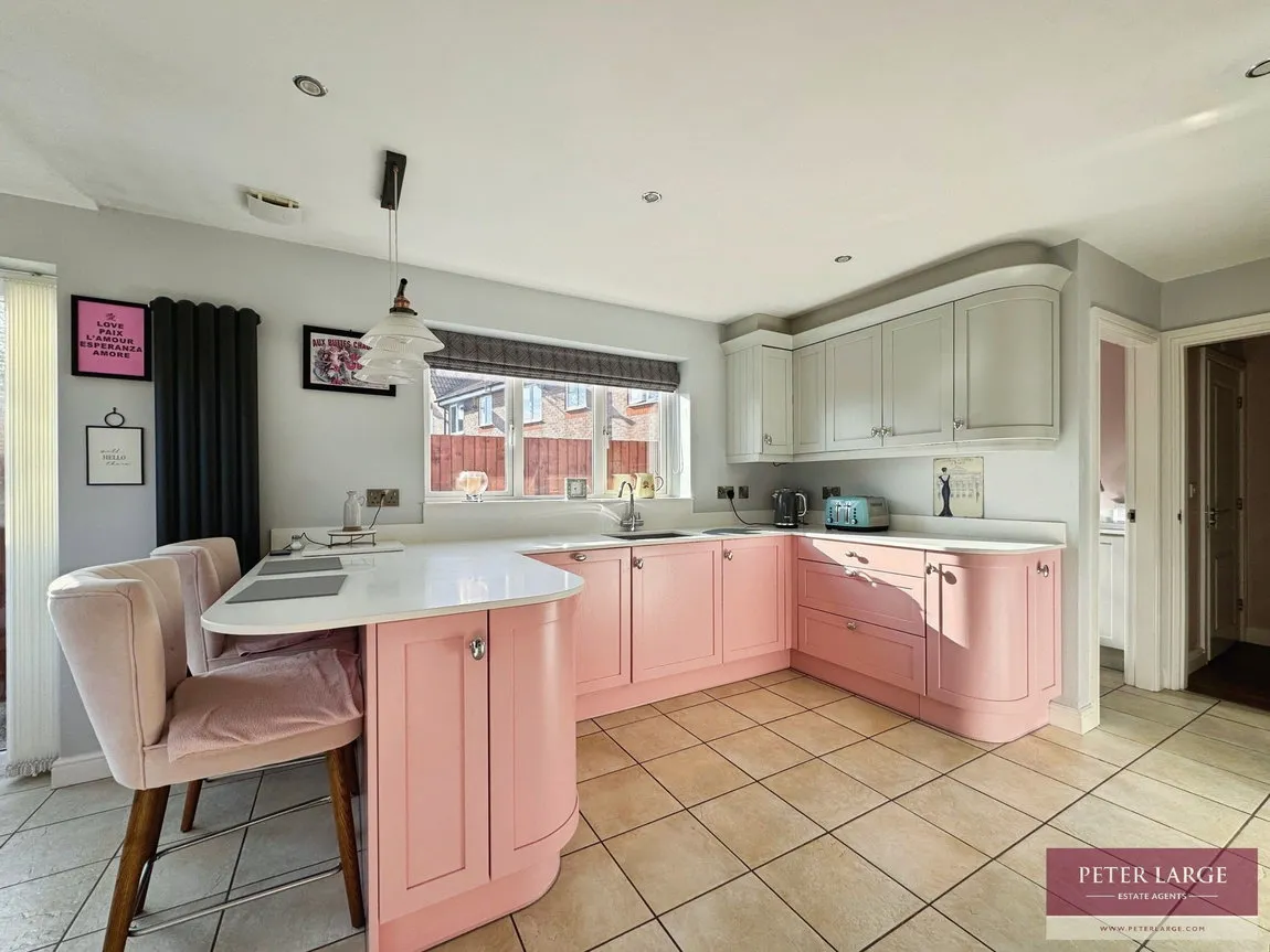 Ffordd Aberkinsey, Rhyl, Denbighshire, LL18 4FB, photo 5