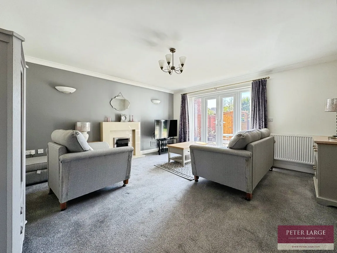 Ffordd Aberkinsey, Rhyl, Denbighshire, LL18 4FB, photo 4