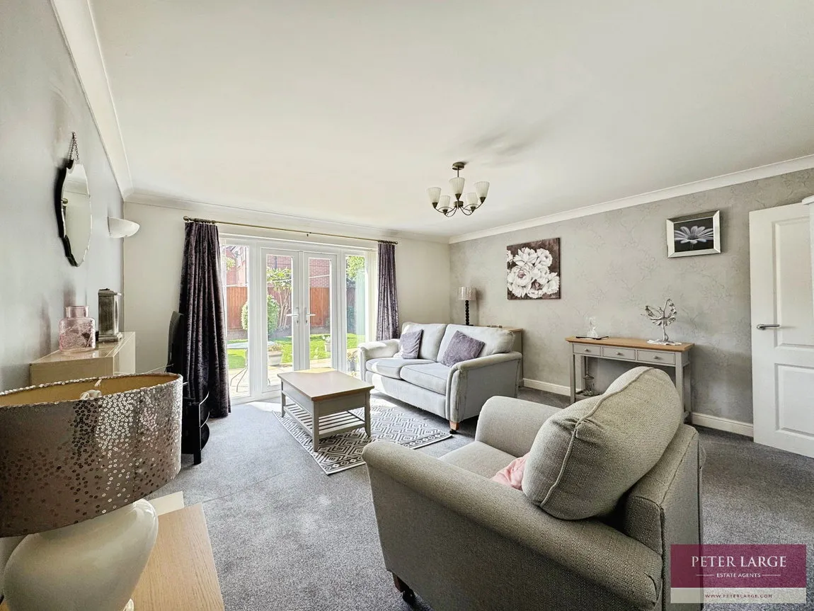 Ffordd Aberkinsey, Rhyl, Denbighshire, LL18 4FB, photo 3