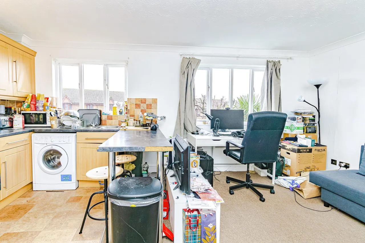 Marigold Way, Shirley Oaks Village, Croydon, CR0, photo 11