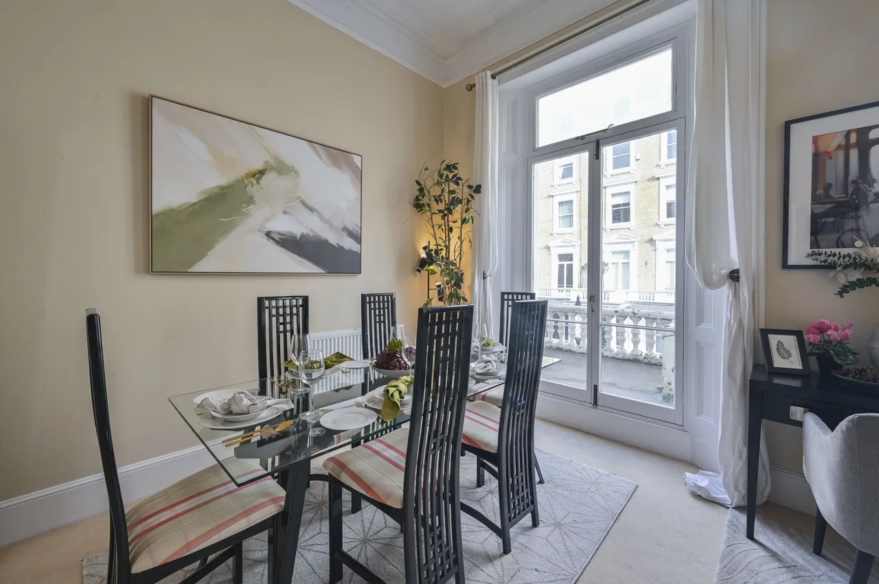 Flat 4, 28 Harcourt Terrace, London, photo 4