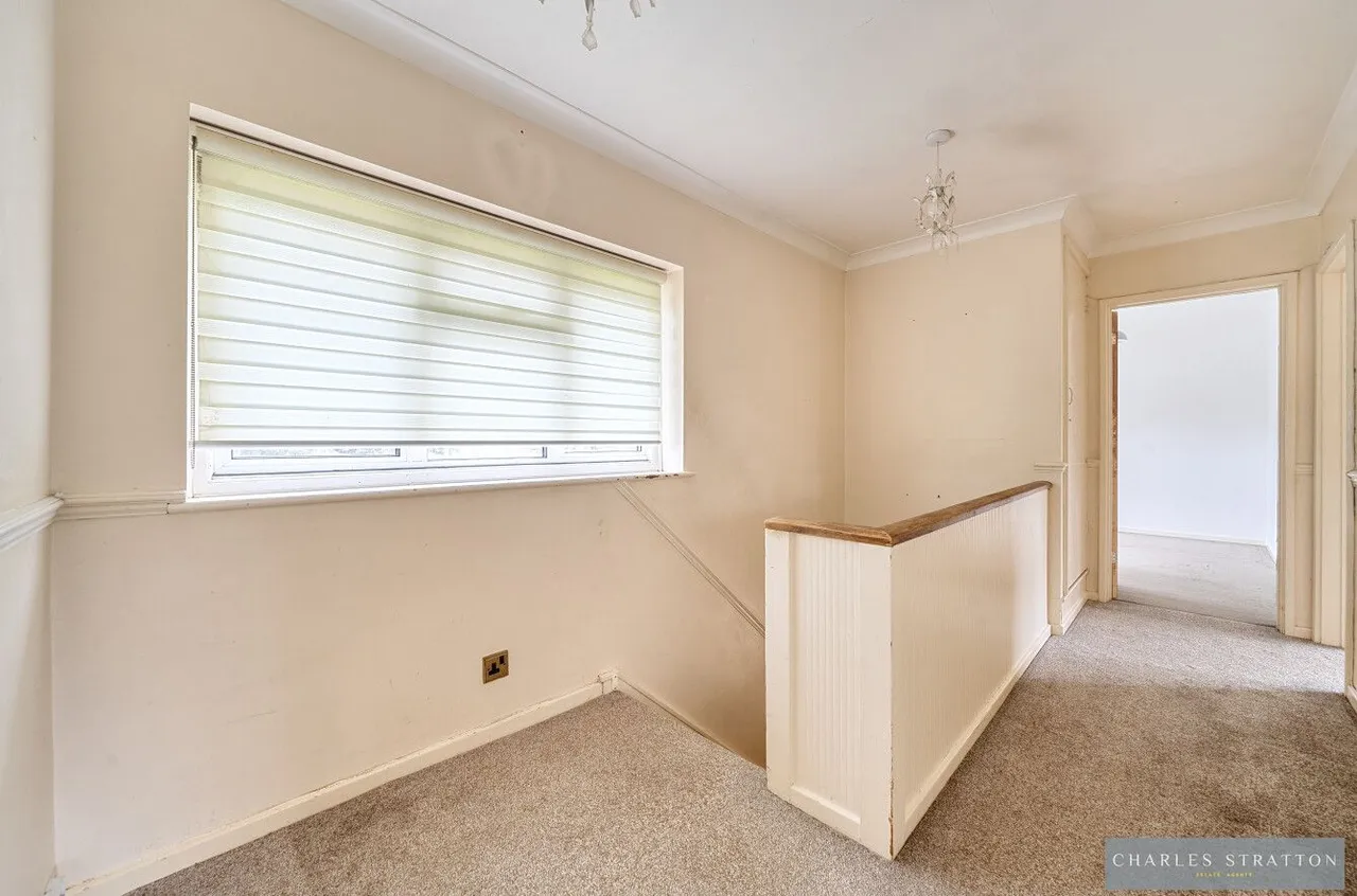 Main Road, Romford, Essex, RM2 5JB, photo 11