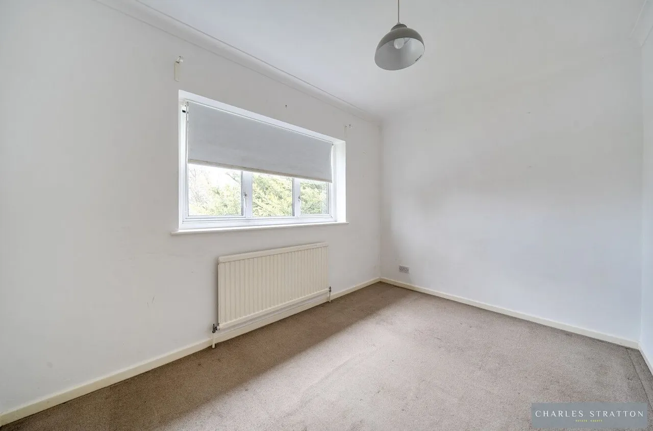 Main Road, Romford, Essex, RM2 5JB, photo 13