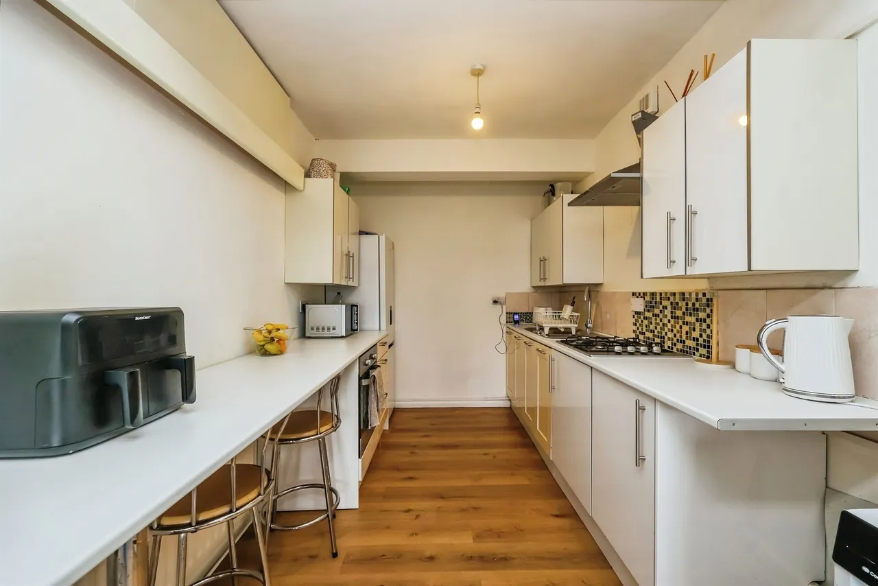 Charlotte Court, Eastwood, NG16, photo 7