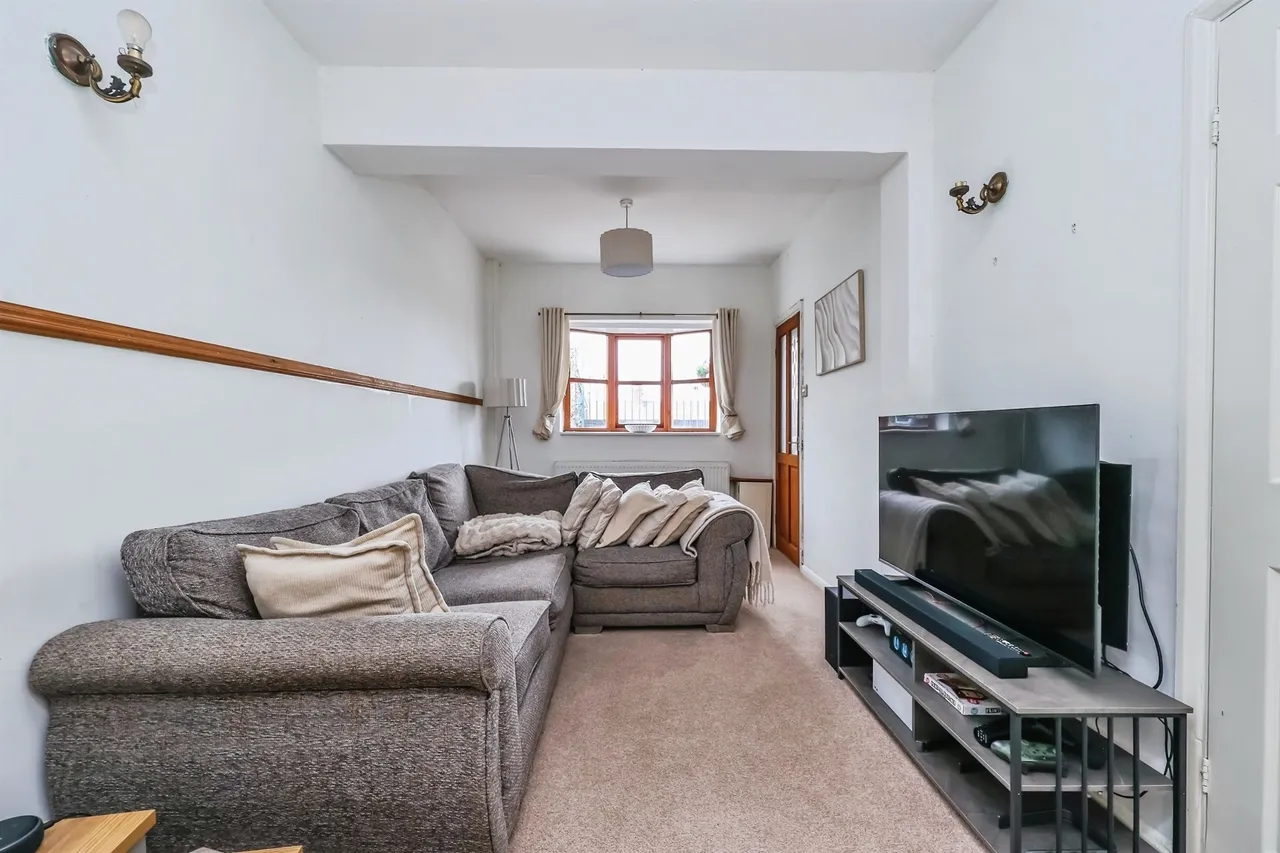 Charlotte Court, Eastwood, NG16, photo 5