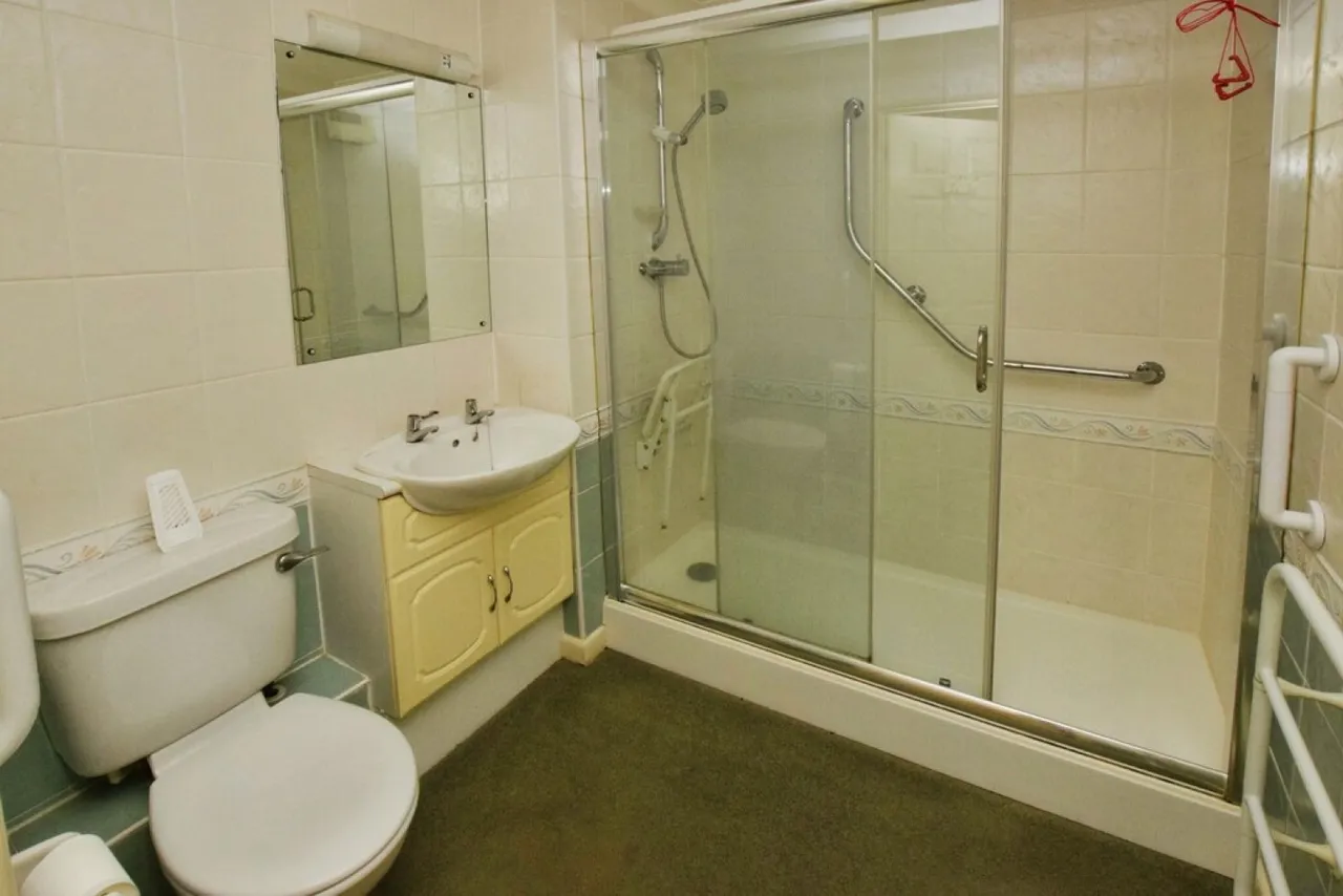Pegasus Court, North Street, photo 6