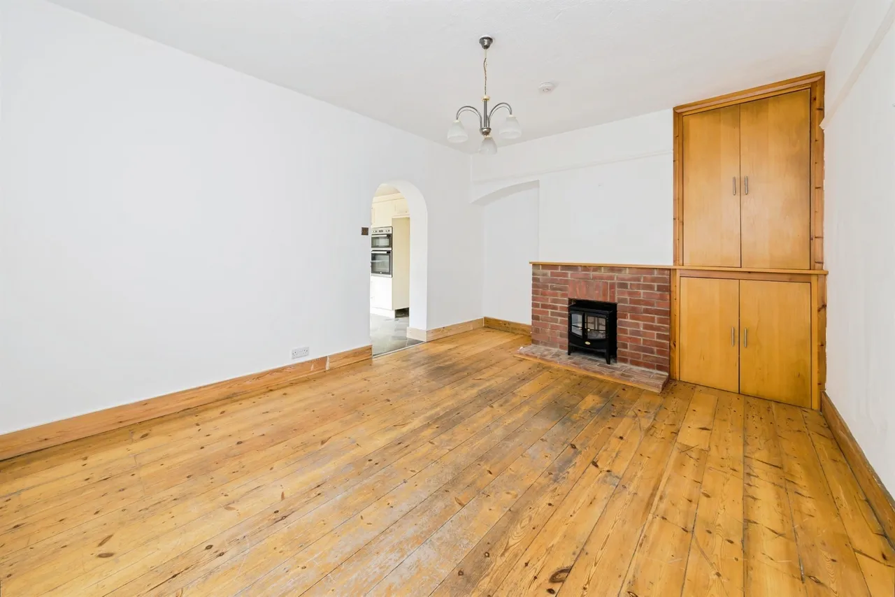 Western Road, Haywards Heath, RH16, photo 4