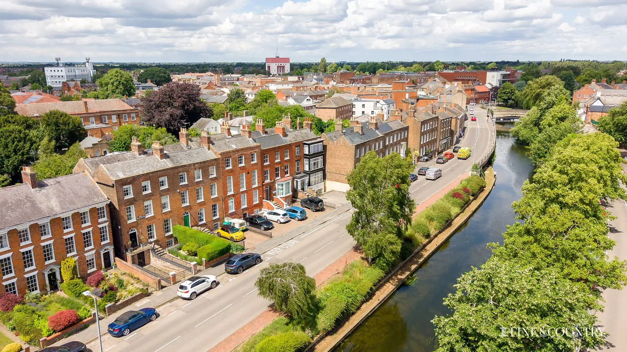 Spalding, photo 41