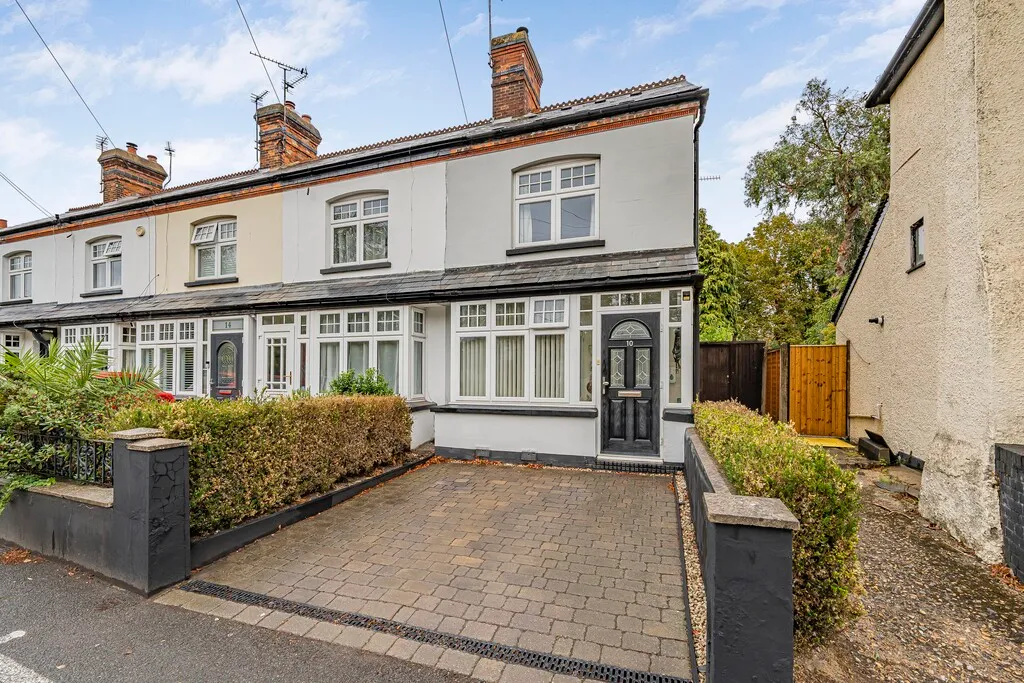 3 bed house for sale — Park Lane, Harefield, UB9