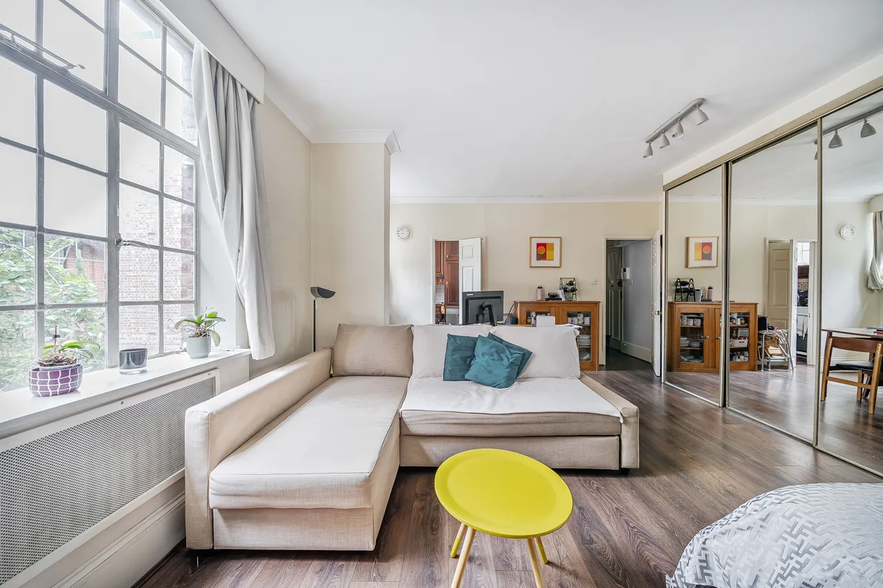 25 Daver Court, Chelsea Manor Street, London, photo 6