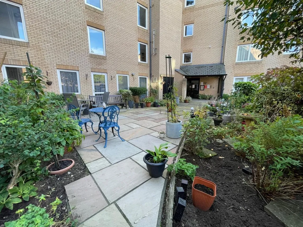Grosvenor Crescent, Scarborough YO11 2LF, photo 3