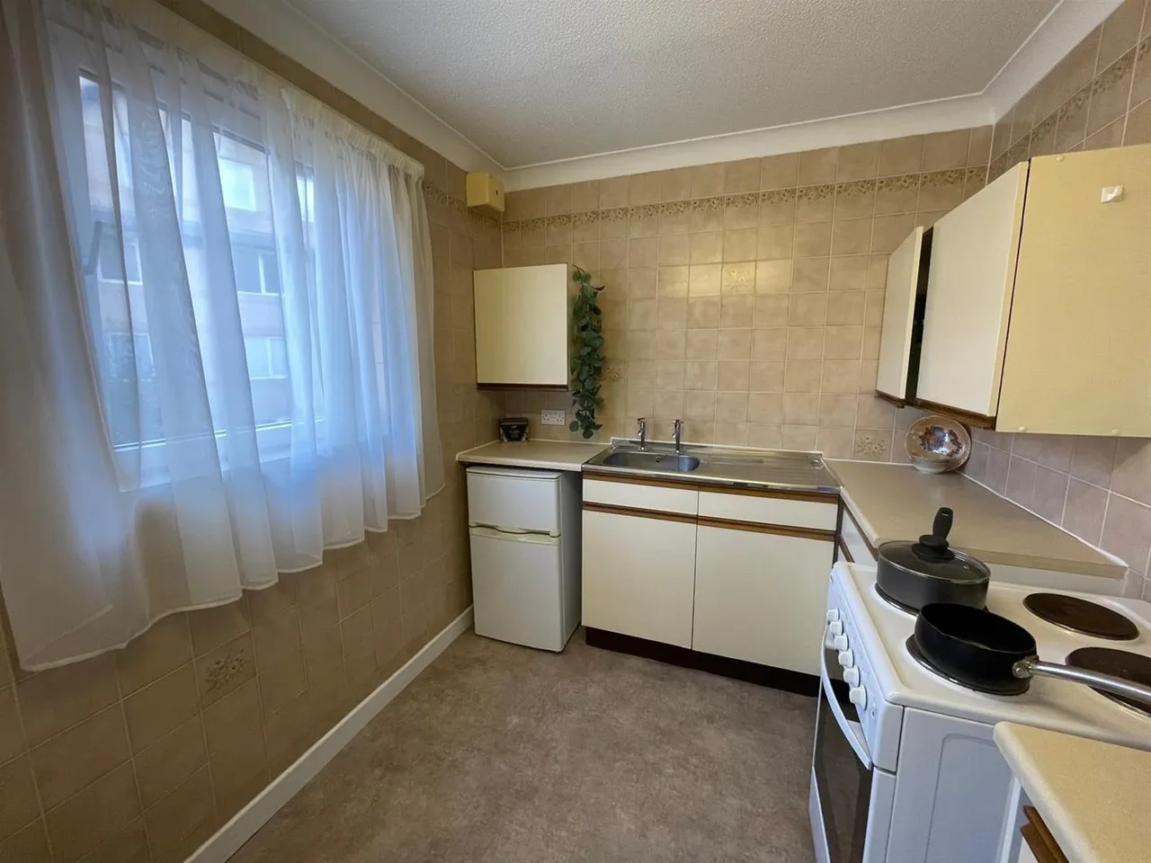 Grosvenor Crescent, Scarborough YO11 2LF, photo 5