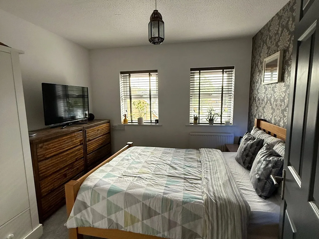 Oldwood Chase, Farnborough, Hampshire, GU14 0QS, photo 13