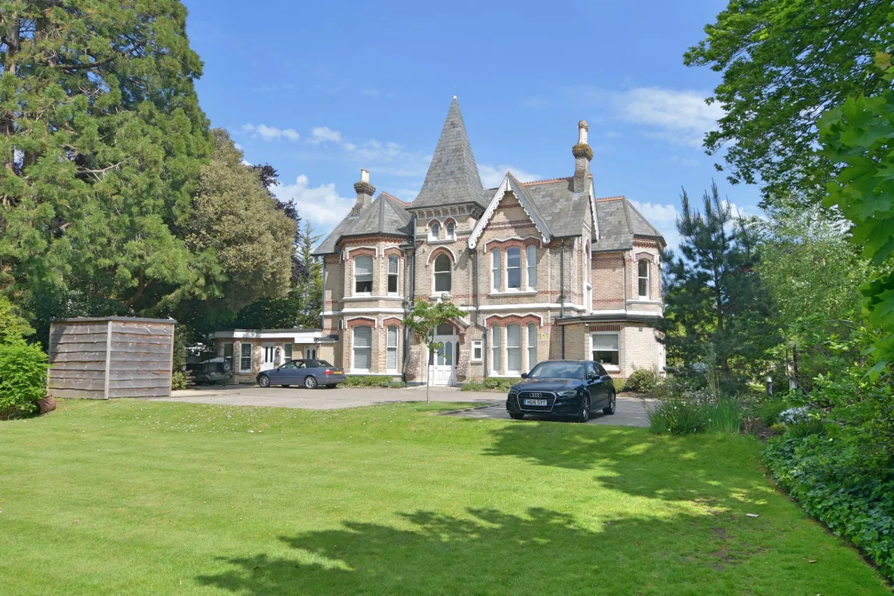 Cavendish Road, Bournemouth, BH1 1QZ, photo 4