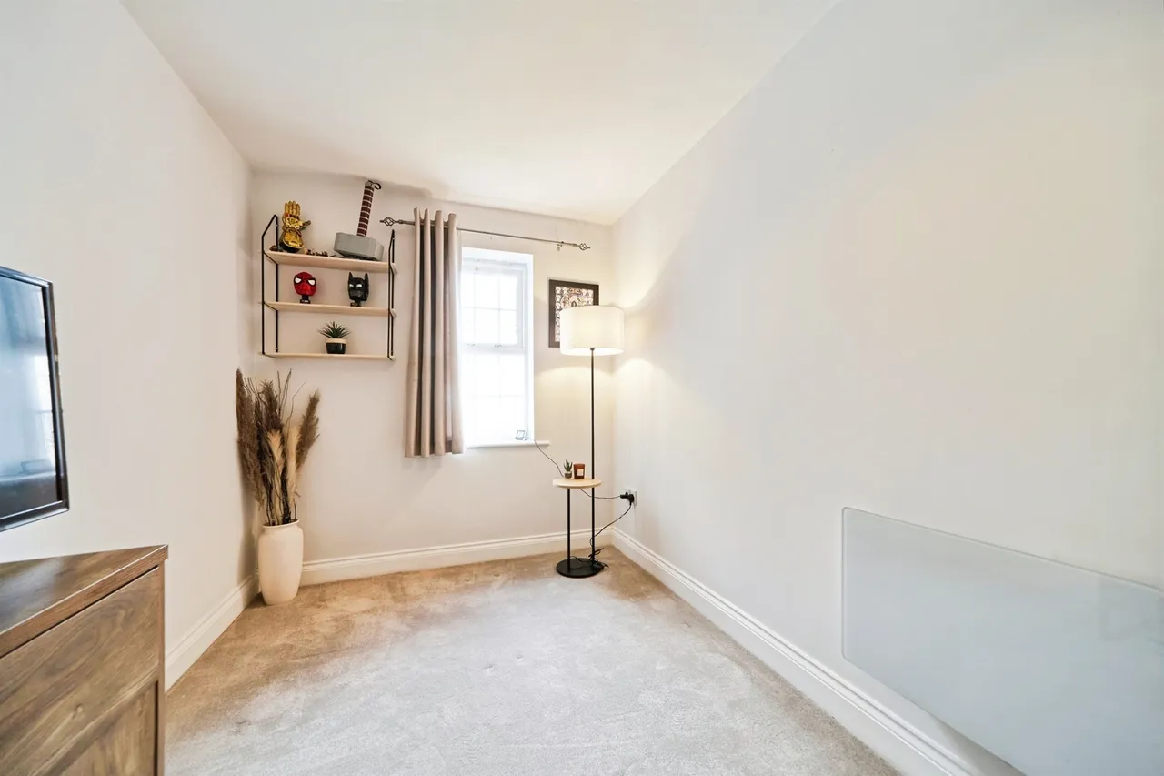 Clifford Drive, Menston, LS29, photo 10