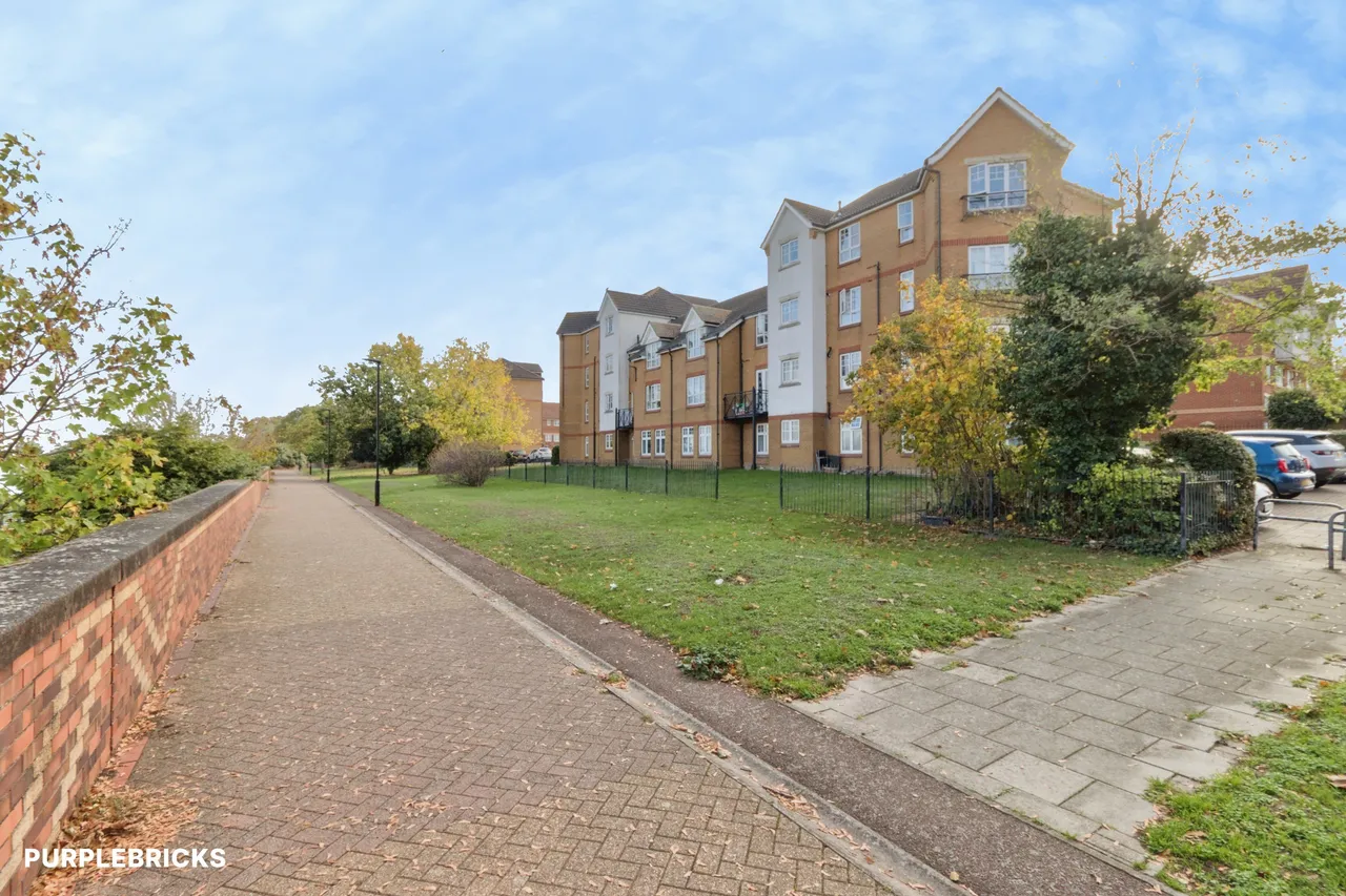 Greenhaven Drive, London, SE28, photo 21