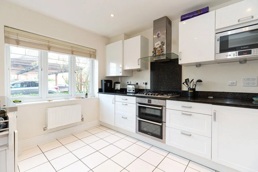 Hedgerley Lane, Gerrards Cross, Buckinghamshire, SL9 7EY, photo 4