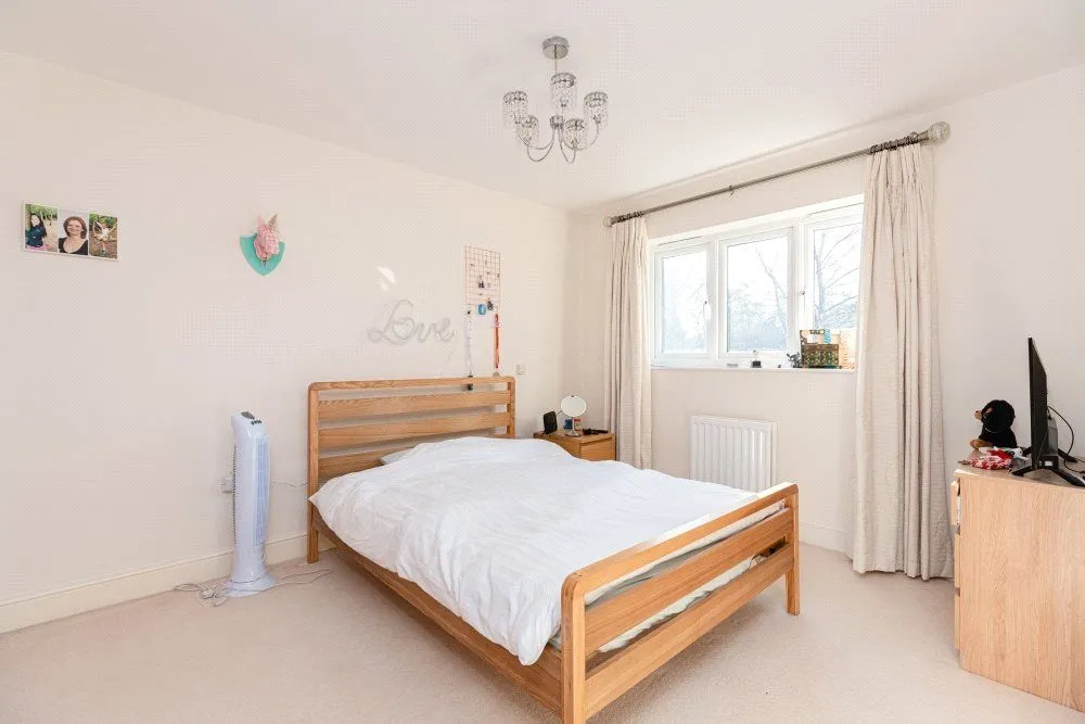 Hedgerley Lane, Gerrards Cross, Buckinghamshire, SL9 7EY, photo 7