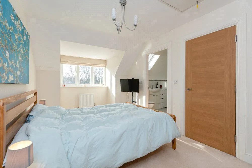 Hedgerley Lane, Gerrards Cross, Buckinghamshire, SL9 7EY, photo 11