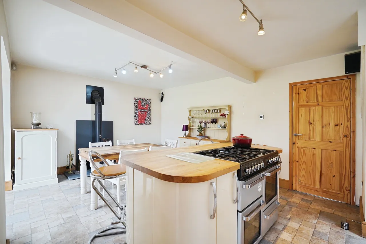 3 bed house for sale, Rosslyn Road, Whitwick, LE67