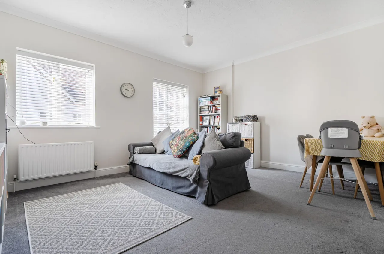 2 bed property for sale, Peter Weston Place, Chichester, PO19