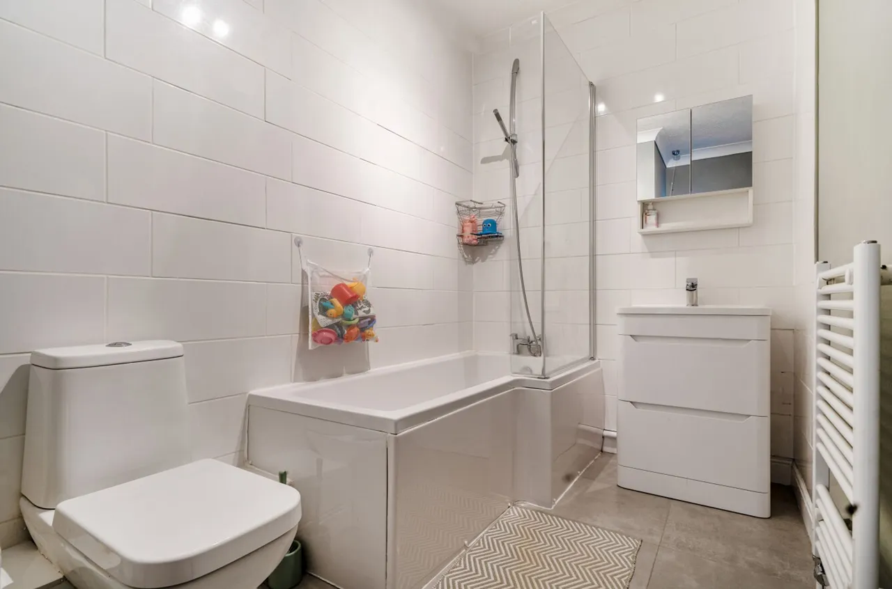 Peter Weston Place, Chichester, PO19, photo 6