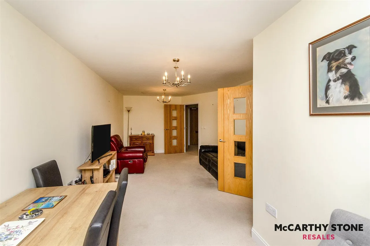 Bilbrook, Wolverhampton, WV8, photo 7