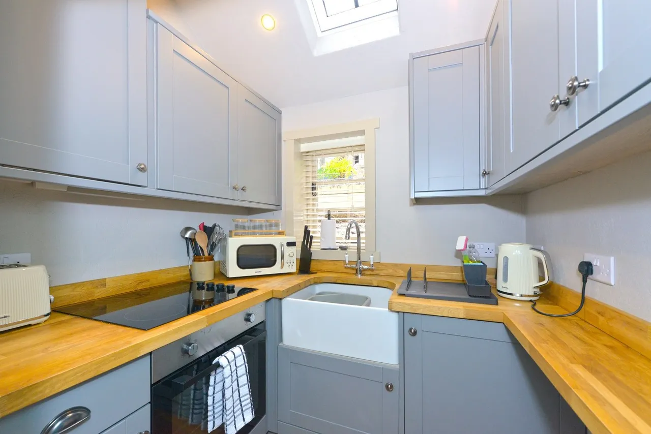 Carpenters Row, Wellington Road, Coalbrookdale TF8 7DX, photo 2