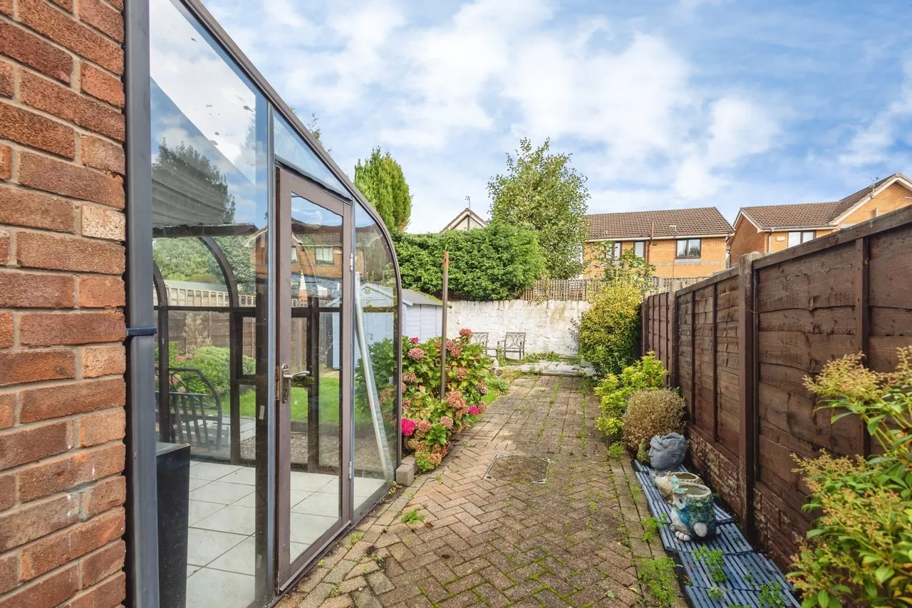 Set Street, Stalybridge, SK15, photo 18