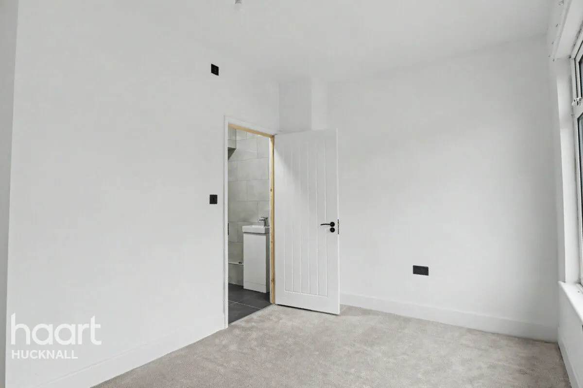 Montague Road, Nottingham, NG15, photo 8