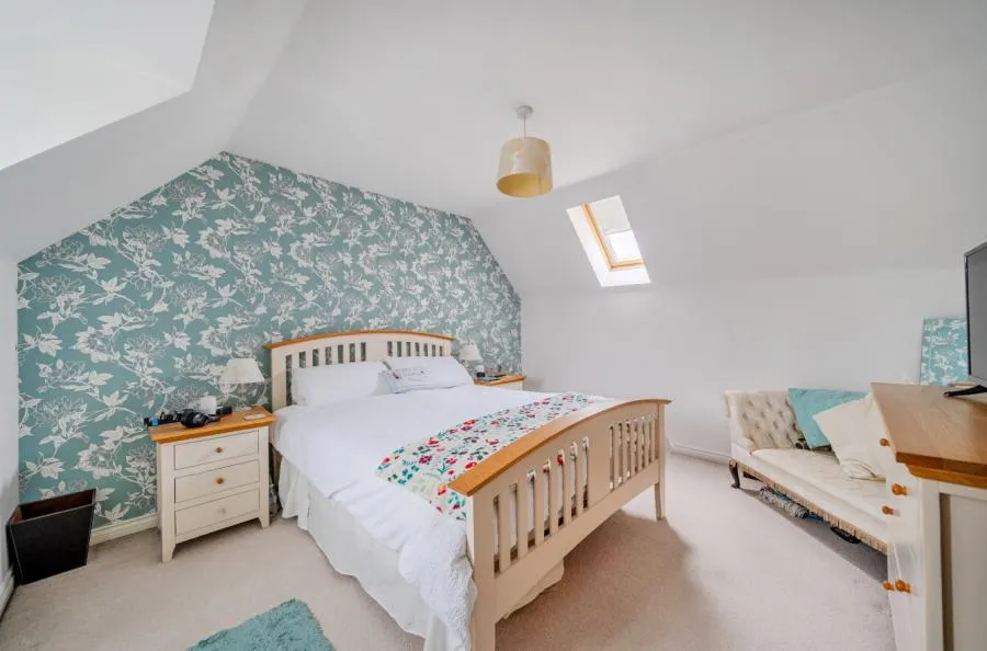 Sandbourne Road, Swindon, SN25, photo 13