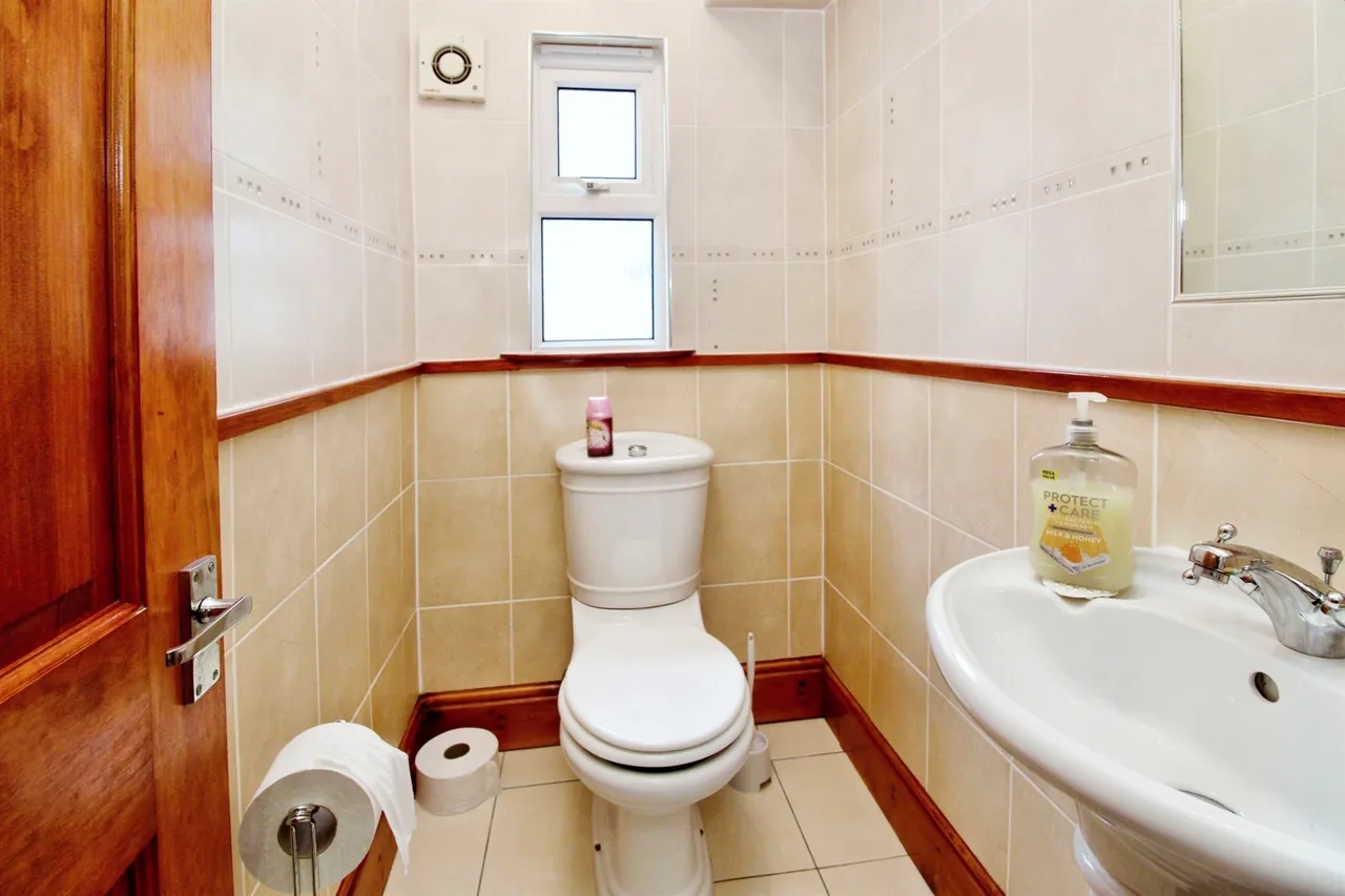 Neville Street, Cardiff, CF11, photo 15