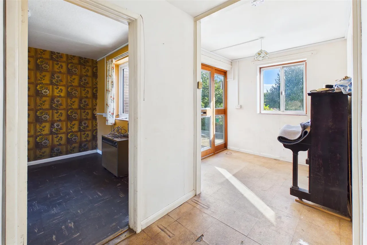 The Street, Bramfield, IP19, photo 2