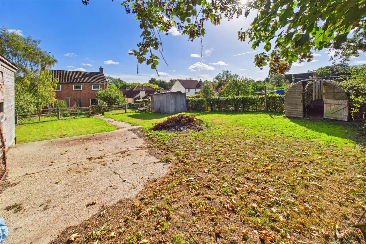 The Street, Bramfield, IP19, photo 18