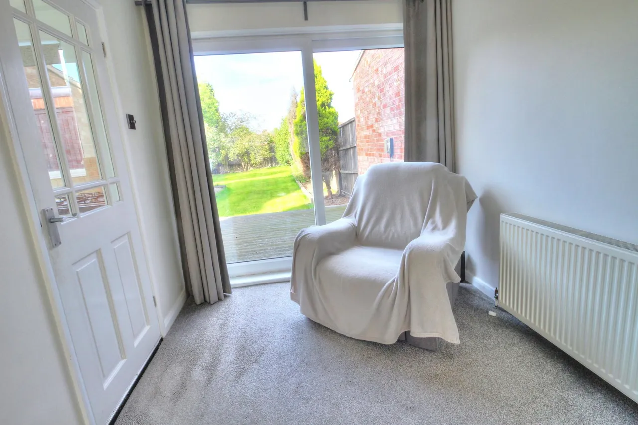 Lowland Avenue, Leicester, LE3, photo 7