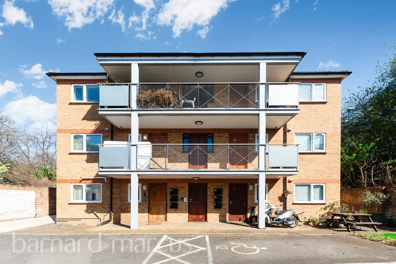 Wandsworth Road, London, photo 7