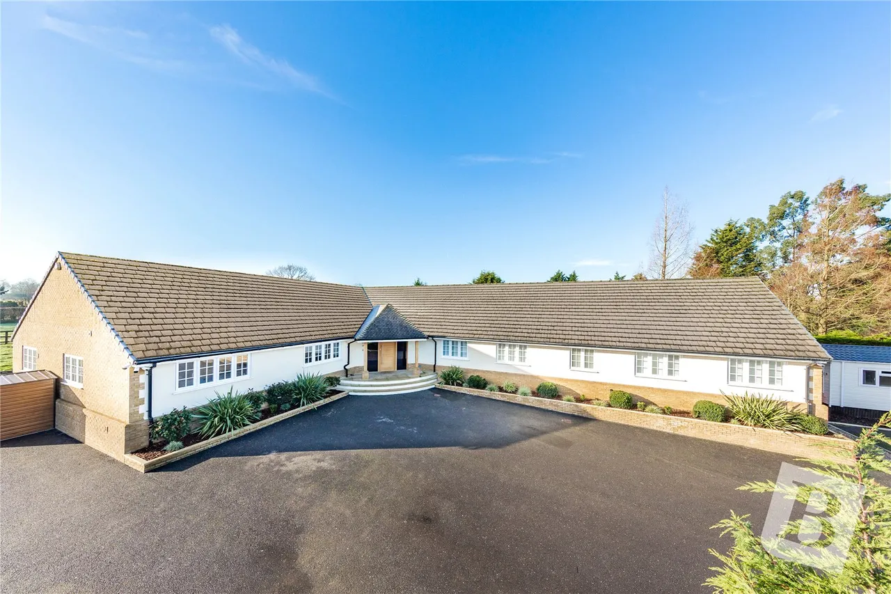 5 bed house for sale, Nazeing, Waltham Abbey, EN9
