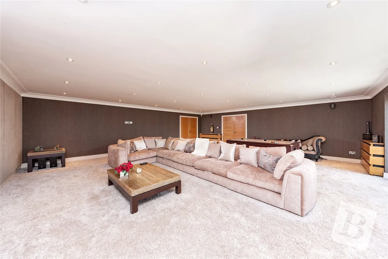 Nazeing, Waltham Abbey, EN9, photo 14